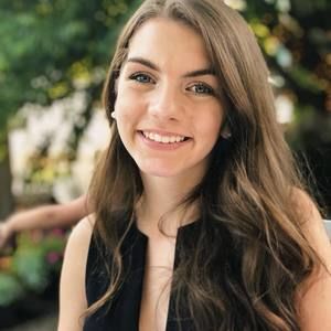 Meet your Posher, Brenna